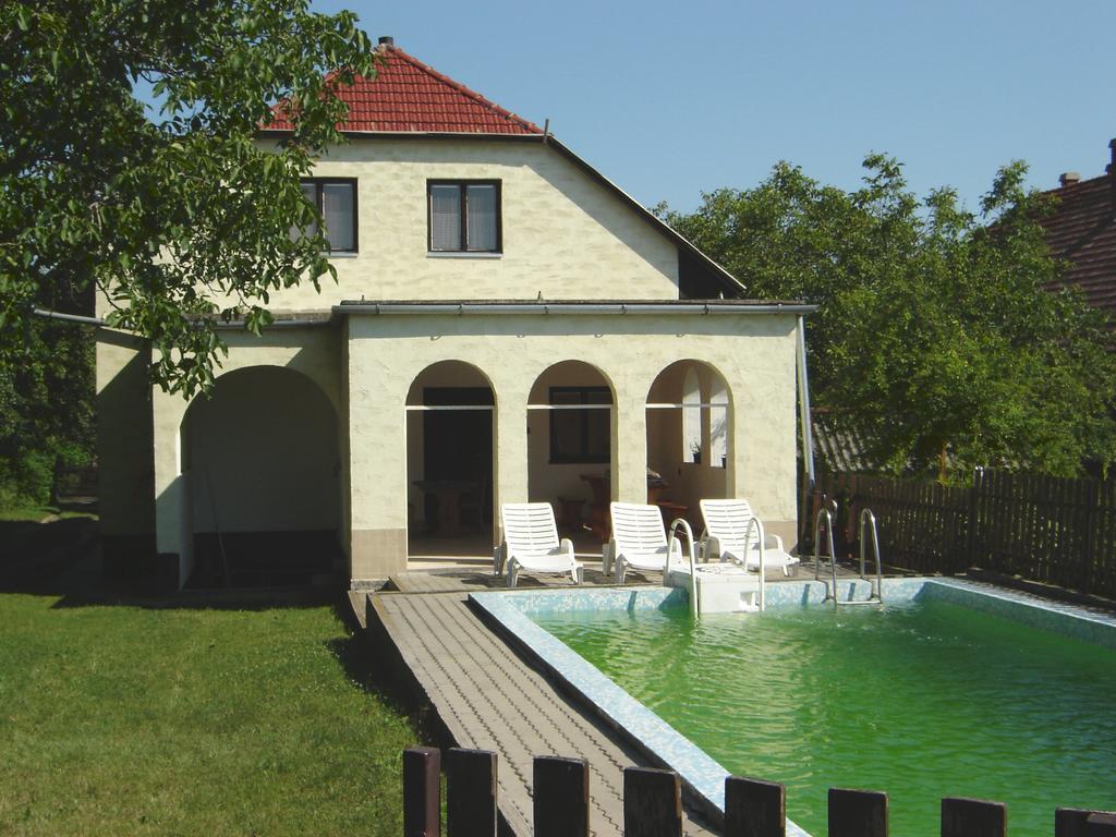 Somogyi Vendeghaz Villa Zamardi Luaran gambar